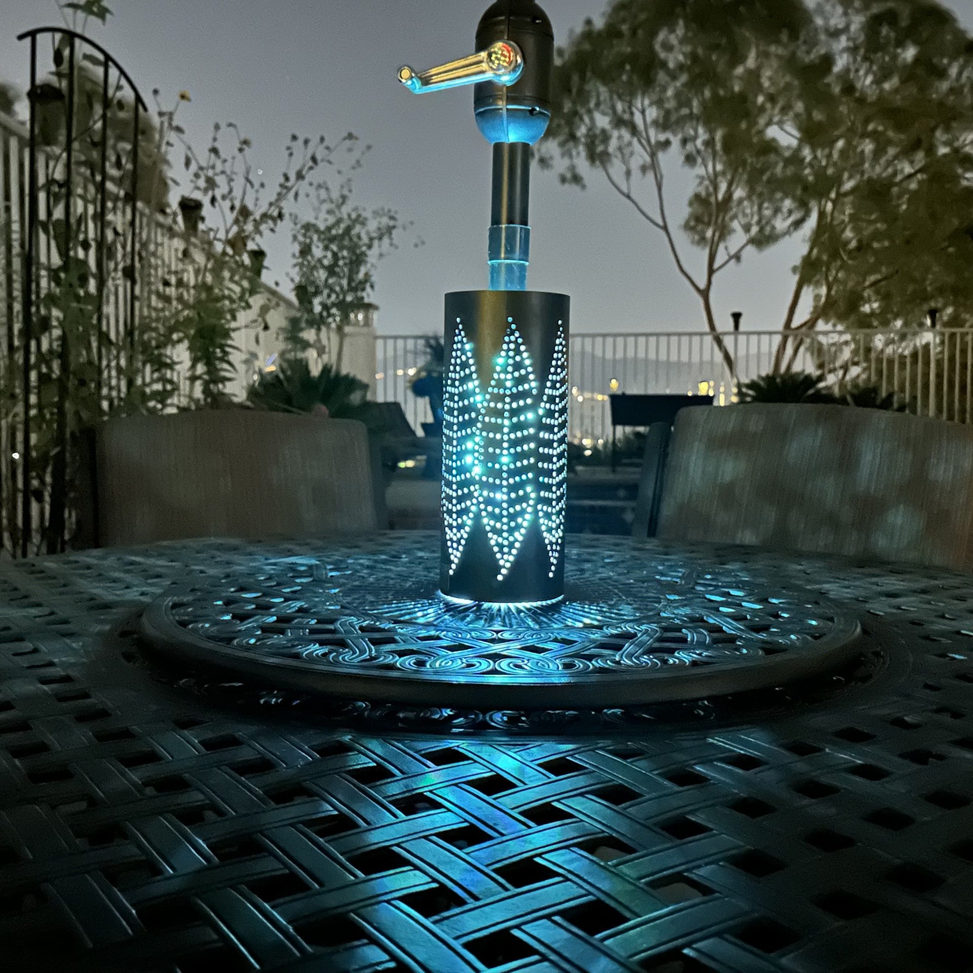 Savannah Lantern - Leaves